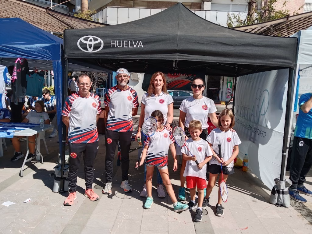 Éxito en la feria del deporte ONÚPOLIS 2025