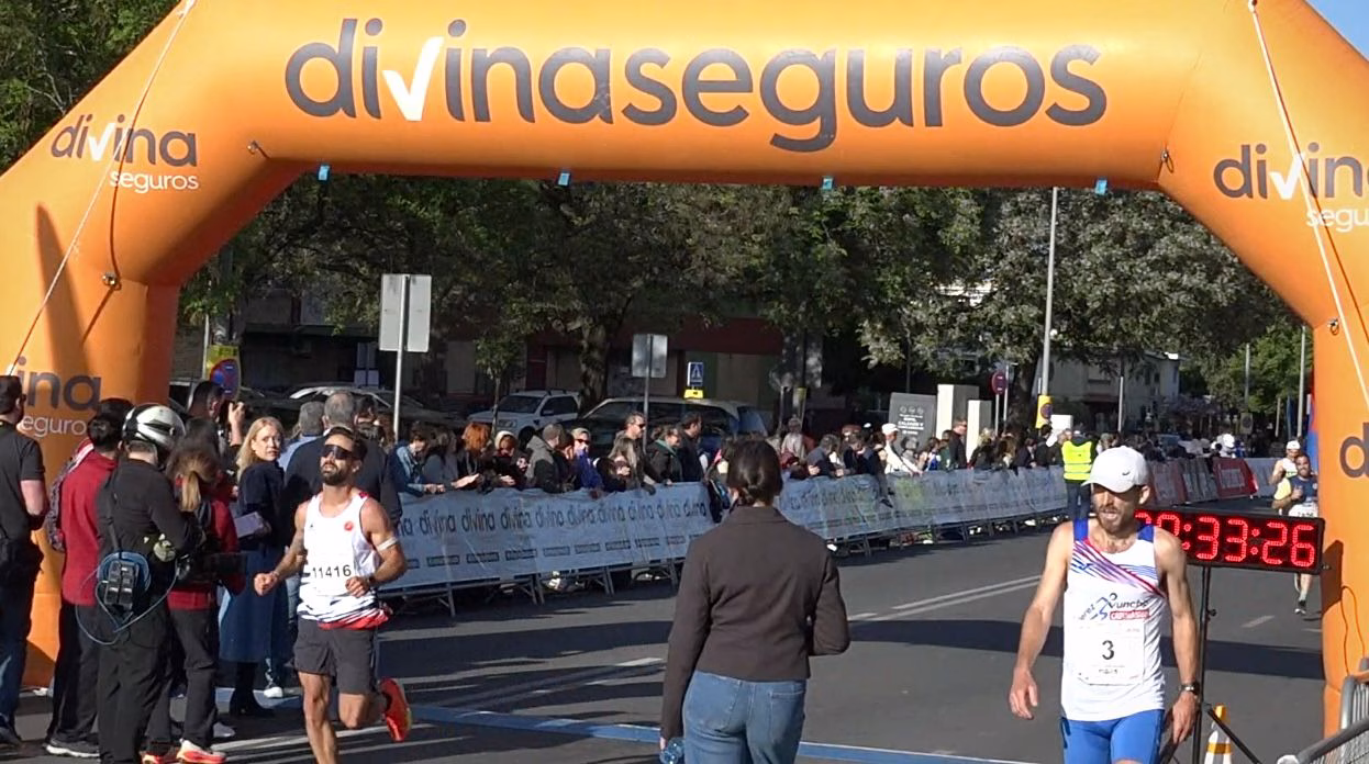 Alejandro Illan tercero Veterano A en Distrito Cerro-Amate de Sevilla