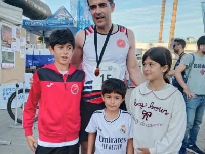 El Rompido brilla al atardecer: Éxito en la XIV Media Maratón Ruta de los Hoteles de Cartaya